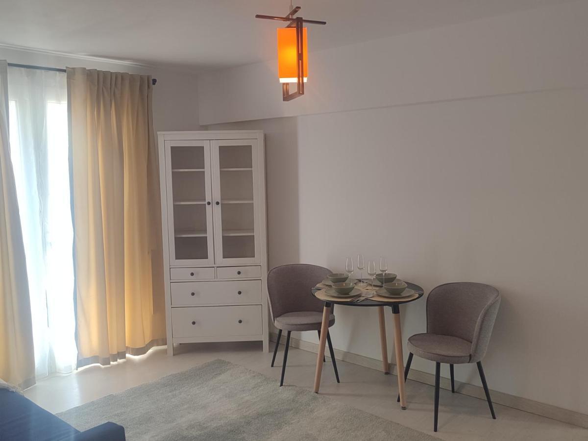 The Moon Residence 布加勒斯特 外观 照片