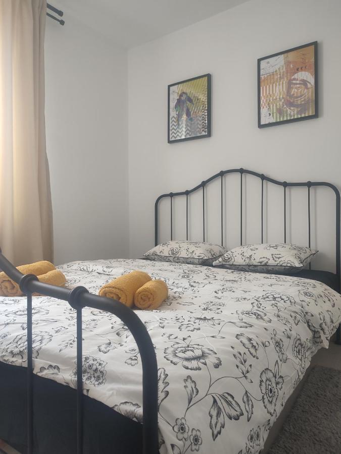 The Moon Residence 布加勒斯特 外观 照片